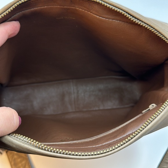 COA CHANEL CC Camera Crossbody Taupe Lambskin w/Tassel, 24K Goldplated Hardware - Picture 13 of 14